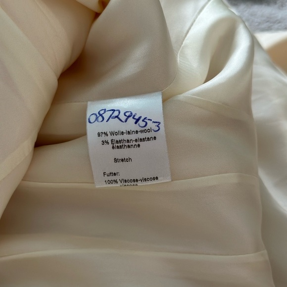 AKRIS PUNTO women's tan jacket blazer size 10 - Picture 8 of 10